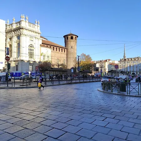 Castello Apartment *