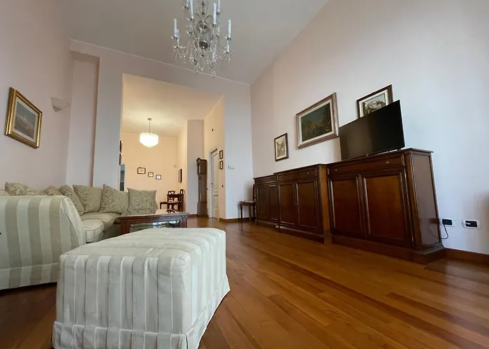 Castello شقة