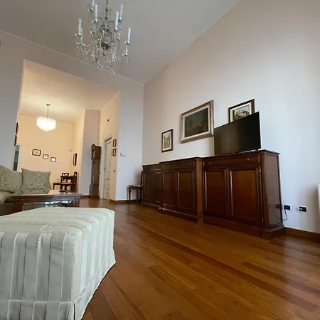 Апартаменты Castello Турин